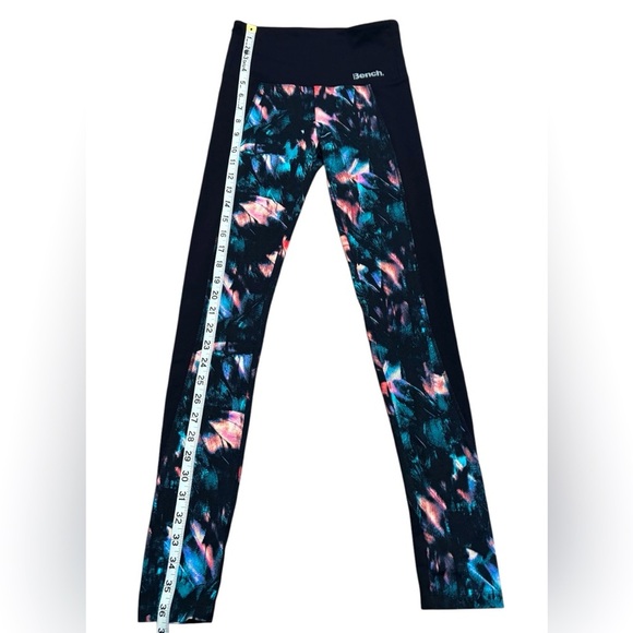 Bench, Abstract Sport Leggings, XS, Black, Pink & Blue πββοΈββ‘οΈ - Picture 7 of 9